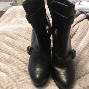 Simply Vera Wang Booties